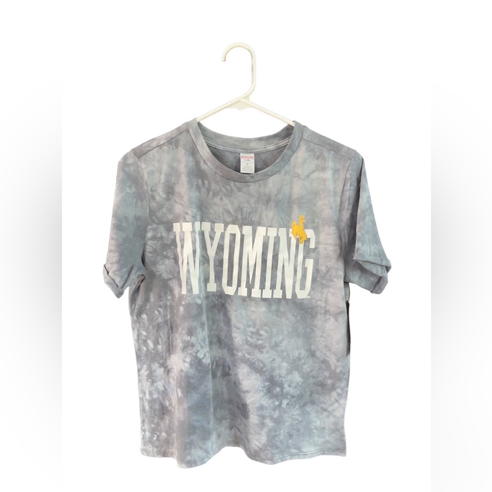 Sideline Apparel Gray Tie Dye Wyoming T-Shirt